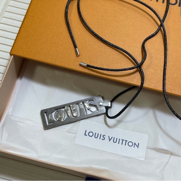 Louis Vuitton "Deconstructed" RARE Necklace, Runway Edition 2008 Only one!! - Picture 7 of 15